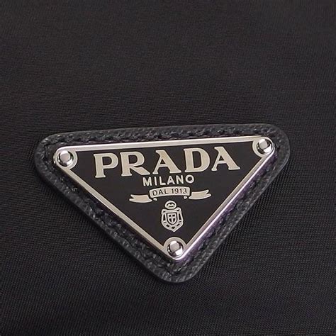 prada f002|Black Re.